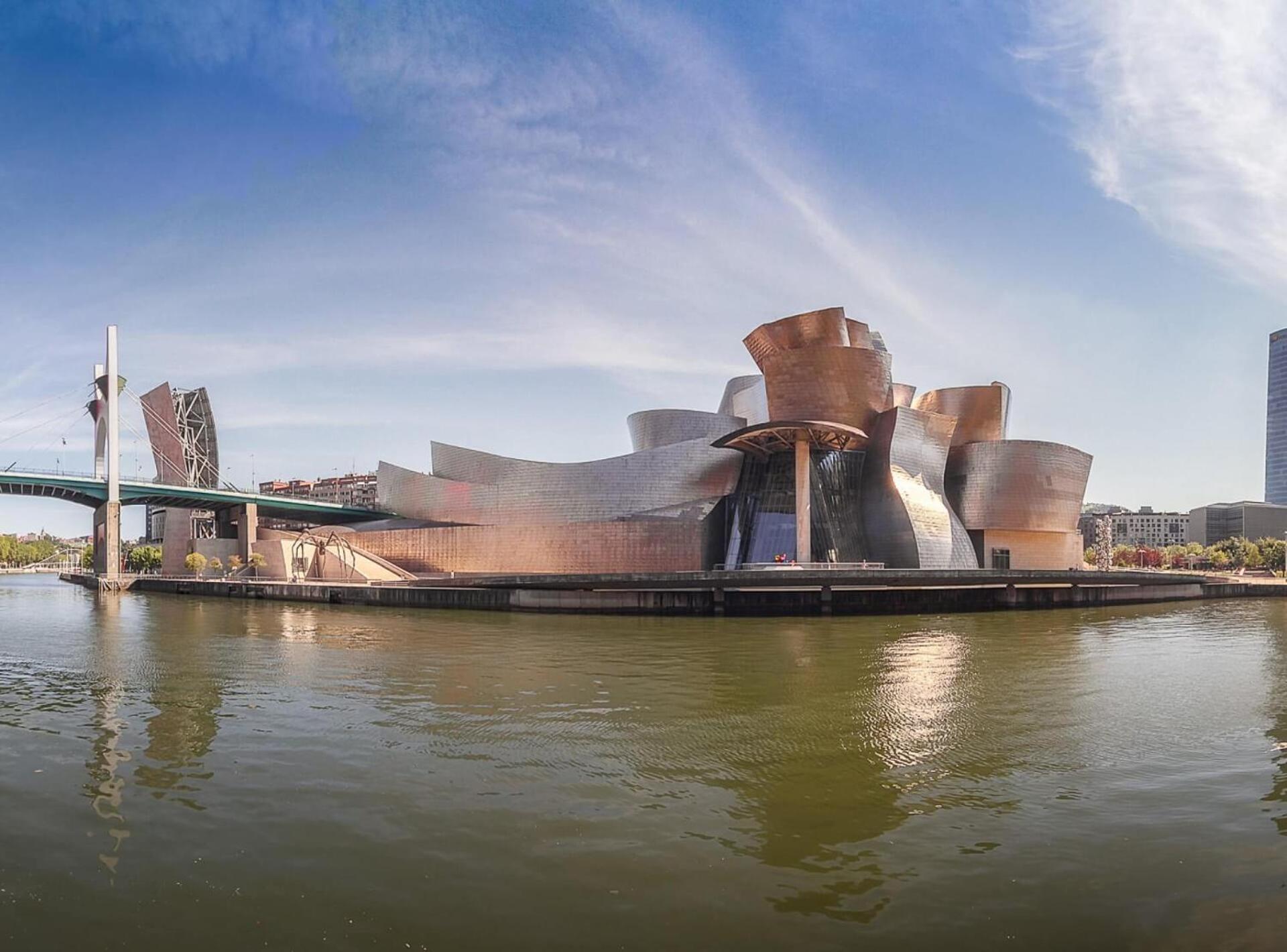 Vivienda Turistica De Prestancia Junto A La Ria De Nervion بلباو الغرفة الصورة